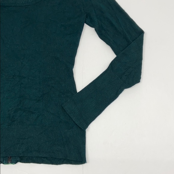 Green Ribbed Long Sleeved Shirt Sz M - Picture 2 of 10